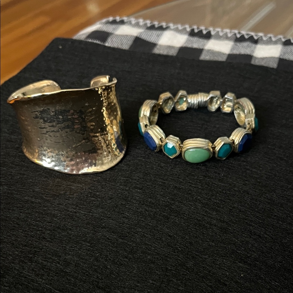 2 chicos bracelet